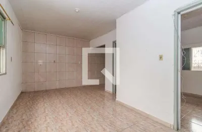 Casa com 2 quartos para alugar na Rua Pedro Velho, Partenon, Porto Alegre