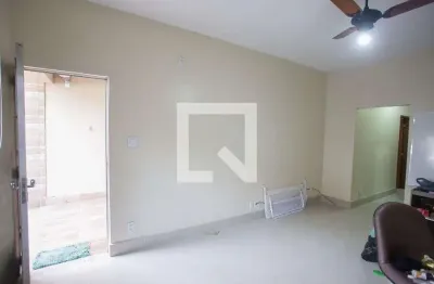 Casa para Aluguel - Taquara, 2 Quartos,  120 m² - Rio de Janeiro