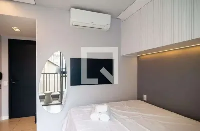 Kitnet / Stúdio para alugar na Rua da Consolação, Consolação, São Paulo por R$ 2.000