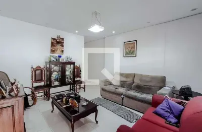 Casa com 3 quartos para alugar na R. Cel. João Dente 341 - Mooca São Paulo - Sp 03106-070 Brasil, Cambuci, São Paulo