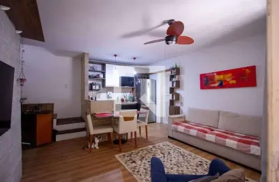 Casa para Aluguel - Colubandê, 2 Quartos,  140 m² - São Gonçalo