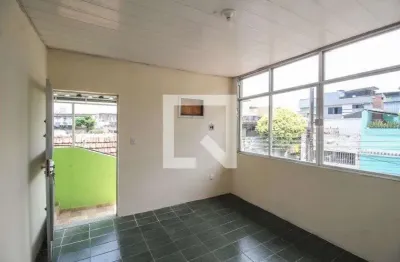 Casa com 2 quartos para alugar na Rua José do Patrocínio, Centro, Nilópolis