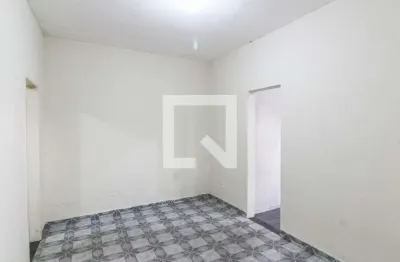 Casa para Aluguel - Santos Dumontn, 1 Quarto,  30 m² - Nilópolis