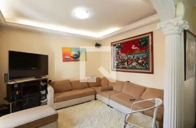 Casa com 2 quartos para alugar na Rua Canto do Junco, Santana, São Paulo