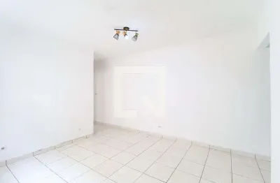 Casa com 3 quartos para alugar na Rua Alto Sucuriú, Jardim Peri, São Paulo