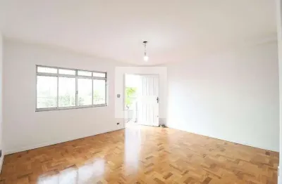 Casa com 2 quartos para alugar na Rua Narciso Bortolo, Vila Mazzei, São Paulo