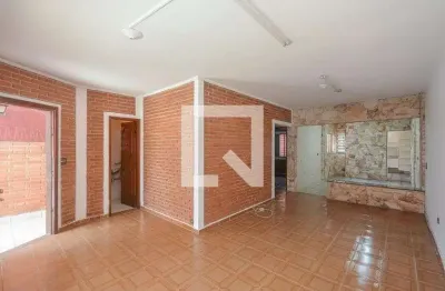 Casa para Aluguel - Vila do Castelo, 2 Quartos,  240 m² - São Paulo