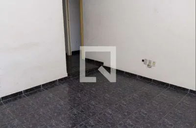 Casa para Aluguel - Campo Grande, 2 Quartos,  100 m² - Rio de Janeiro