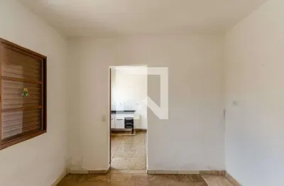 Casa com 1 quarto para alugar na Rua João Domingos Vieira, Vila Penteado, São Paulo