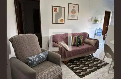 Casa com 2 quartos para alugar na Rua Maurícia Borges, Jacutinga, Mesquita