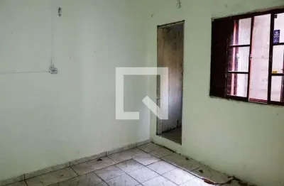 Casa com 1 quarto para alugar na Rua Sedália Zerine, Helena Maria, Osasco