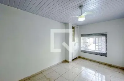 Casa com 1 quarto para alugar na Rua Cisplatina, Ipiranga, São Paulo