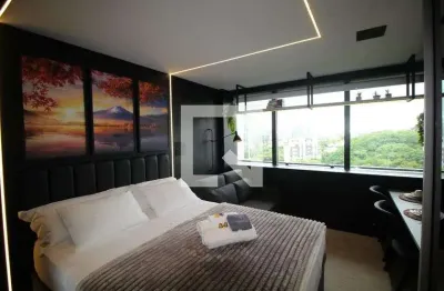 Kitnet / Stúdio para alugar na Alameda Alceu Wamosy, Três Figueiras, Porto Alegre por R$ 5.000