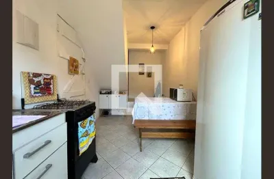 Casa para Aluguel - Agronômica, 2 Quartos,  57 m² - Florianópolis