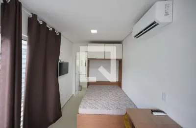 Kitnet / Stúdio para Aluguel - Agronômica, 1 Quarto,  18 m² - Florianópolis