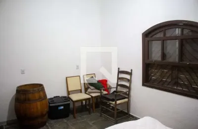 Casa para Aluguel - Centro Ouro Fino Paulista, 3 Quartos,  12000 m² - Ribeirão Pires