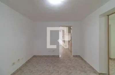 Casa com 2 quartos para alugar na Rua Ibiquara, Vila Romana, São Paulo