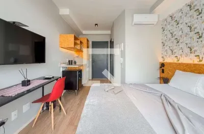 Kitnet / Stúdio para Aluguel - Liberdade, 1 Quarto,  37 m² - São Paulo