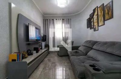 Casa com 2 quartos para alugar na Rua Aricá Mirim, Ponte Rasa, São Paulo