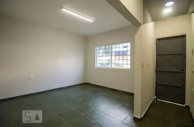Casa com 2 quartos para alugar na Rua Engenheiro Ranulfo Pinheiro Lima, Ipiranga, São Paulo