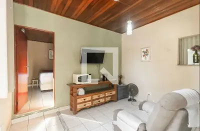 Casa para Aluguel - Vila Guilhermina, 2 Quartos,  300 m² - São Paulo