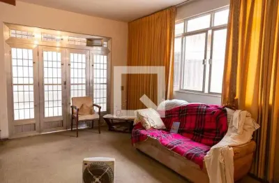 Casa para Aluguel - Vila Valqueire, 3 Quartos,  600 m² - Rio de Janeiro