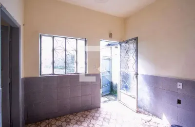 Casa com 1 quarto para alugar na Rua Doutor Pio Borges, Pita, São Gonçalo