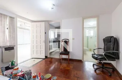 Casa com 1 quarto para alugar na R. Carlos Benato 215 - São Braz Curitiba - Pr 82320-440 Brasil, São Braz, Curitiba