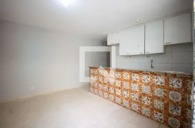 Casa com 1 quarto para alugar na Rua Porto Vitória, Curicica, Rio de Janeiro