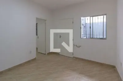 Casa para Aluguel - Parque Continental I, 2 Quartos,  75 m² - Guarulhos