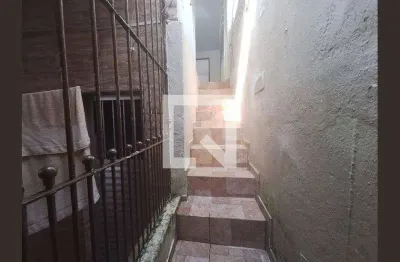 Casa com 1 quarto para alugar na Avenida Katsutoshi Naito, Vila Maluf, Suzano
