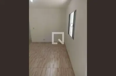 Casa para Aluguel - Guarapiranga, 2 Quartos,  52 m² - São Paulo