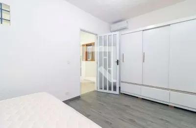 Casa com 1 quarto para alugar na Rua Madre Maria da Assunção Soares, Santo Amaro, São Paulo