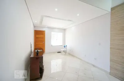 Casa com 3 quartos para alugar na R. Dr. Virgílio Machado, Cangaíba, São Paulo