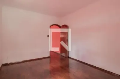 Casa para Aluguel - Vila Assis Brasil, 2 Quartos,  210 m² - Mauá