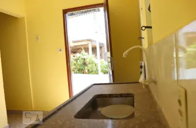 Casa para Aluguel - Vila América, 1 Quarto,  30 m² - Santo André