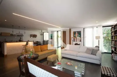 Casa para Aluguel - Jardim Oceânico, 3 Quartos,  128 m² - Rio de Janeiro