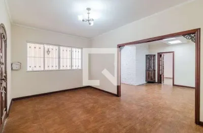 Casa com 3 quartos para alugar na Rua Hermes Fontes, Pinheiros, São Paulo