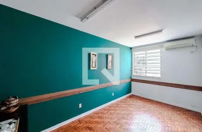 Casa para Aluguel - Vila Mariana, 2 Quartos,  120 m² - São Paulo