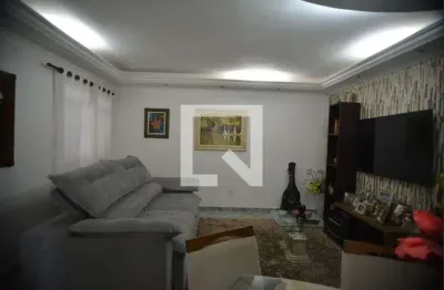 Casa para Aluguel - Parque Erasmo Assunção, 3 Quartos,  195 m² - Santo André