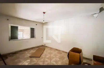 Casa com 2 quartos para alugar na Rua Ilha da Figueira, Cangaíba, São Paulo