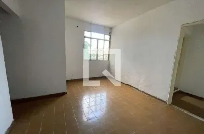 Casa para Aluguel - Bar dos Cavaleiros, 1 Quarto,  55 m² - Duque de Caxias