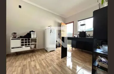 Casa para Aluguel - São João do Rio Vermelho, 1 Quarto,  30 m² - Florianópolis