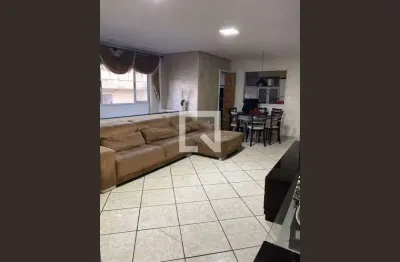 Casa com 3 quartos para alugar na Rua Uhland, Sapopemba, São Paulo