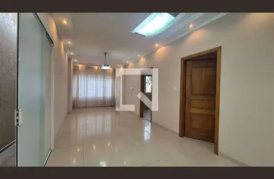Casa para Aluguel - Vila Alto de Santo André, 3 Quartos,  198 m² - Santo André