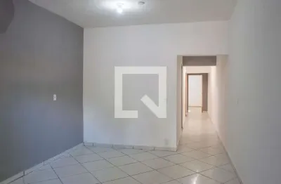 Casa com 2 quartos para alugar na Rua Manoel Dom Romero Filho, Wanel Ville, Sorocaba