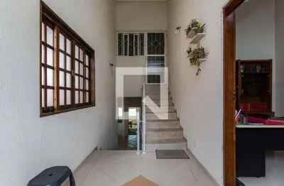 Casa para Aluguel - Vila Suissa, 3 Quartos,  400 m² - Mogi das Cruzes
