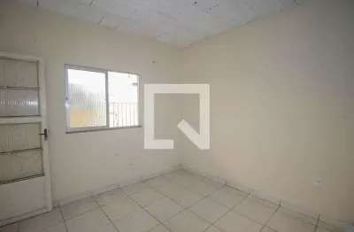 Casa com 1 quarto para alugar na Rua Vicente de Lima Cleto, Nova Cidade, São Gonçalo