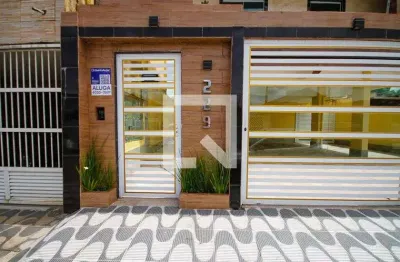 Casa / Sobrado em Condomínio para Aluguel - Maracanã, 2 Quartos,  52 m² - Praia Grande