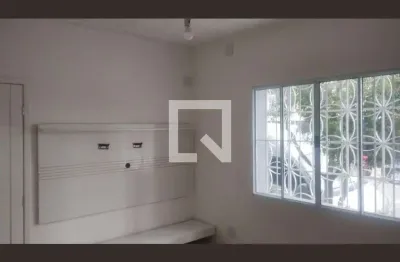 Casa com 3 quartos para alugar na Rua Porto Alegre, Mooca, São Paulo